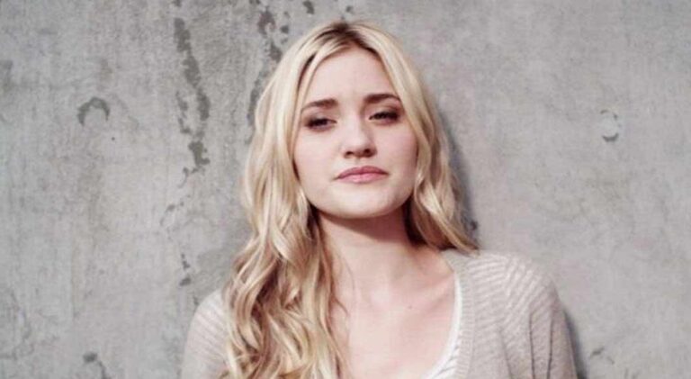 AJ Michalka Photo