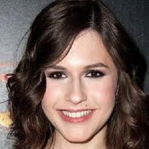 Erin Sanders