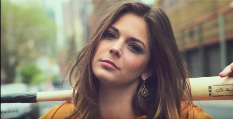 Katie Nolan Photo